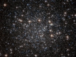"Hubble" сделал фотографии одного из старейших звездных скоплений Млечного Пути