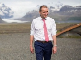 Новый президент Исландии официально вступил в должность