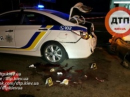 Жуткая авария: пьяный водитель сбил патрульных, оформлявших ДТП