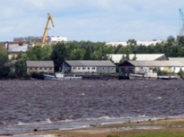 Жителям Архангельска, оставшимся без воды, "Водоканал" посоветовал мыться в реке