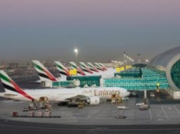Дубайский аэропорт возобновил работу