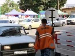На симферопольском Привозе идет масштабная налоговая проверка