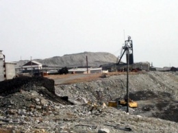 На шахте в Кемеровской области РФ произошел обвал, пропали два горняка, - обладминистрация