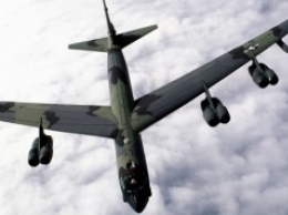 Американские бомбардировщики B-52 приблизились к российским базам в Арктике