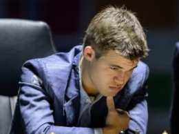 Шахматист Карлсен в Бильбао показал чемпионский уровень, шансы Карякина малы - Смагин