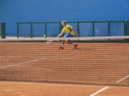 В Северодонецке открыли отремонтированный теннисный корт