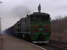 Боевики обстреляли локомотивы "Укрзализныци" на мирной территории