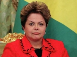 Сенат Бразилии поддержал начало импичмента президента Дилмы Русеф