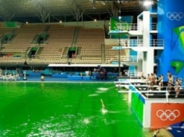 Организаторы «Олимпийских игр-2016» рассказали о происхождении зеленой жидкости в бассейне