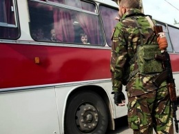 Сепаратисты намерены эвакуировать 1300 человек из зоны боевых действий