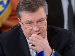 Порошенко просит Конституционный суд вернуть Януковичу звание президента