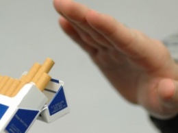 Ученые: Отказ от курения помогает завести новых друзей
