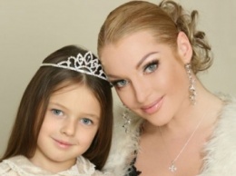 Волочкова поделилась новым увлечением дочери в Instagram