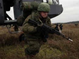 Россия проводит военные учения на границе с Эстонией и Латвией