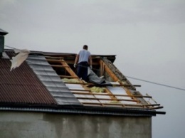 В Приамурье вследствие сильного ветра без крыши остались 150 домов