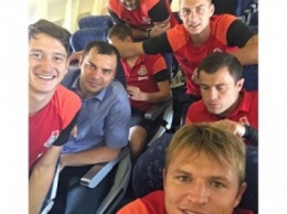 Футболисты «Локомотива» прилетели в Грозный на матч с «Тереком» после трех часов задержки
