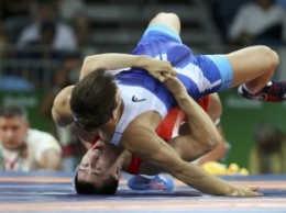 Борец Роман Власов стартовал в Рио победой над олимпийским чемпионом Лондона