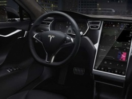 Tesla значительно усовершенствует автопилот