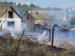 Четыре жилых дома повреждено огнем в Николаеве (ФОТО)