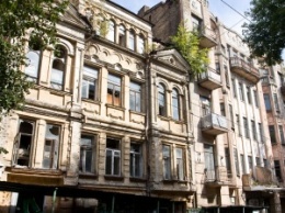 В Киеве планируют усилить контроль за памятниками архитектуры