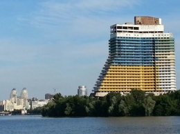 Самый известный долгострой Днепра предлагают взорвать