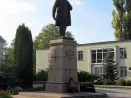 В полицию поступило сообщение об исчезновении памятника Т.Шевченко