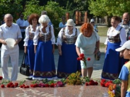 В Симферополе почтили память немцев - жертв депортации из Крыма (ФОТО)