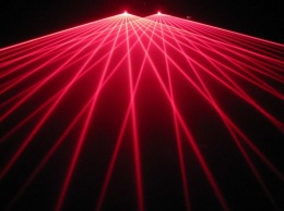 Российские ученые разработали сверхточный лазер