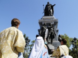 Установленный памятник императрице Екатерине II является символом восстановления исторической справедливости - Аксенов
