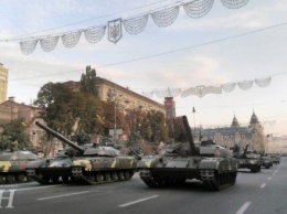 После репетиции парада в Киеве боевая машина сделала аварийную остановку