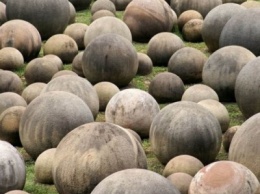 Ученые: Ископаемые круглые камни использовались древними людьми для охоты