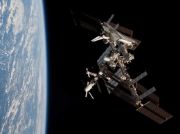 Два американских космонавта вернулись на базу МКС после путешествия в открытом космосе