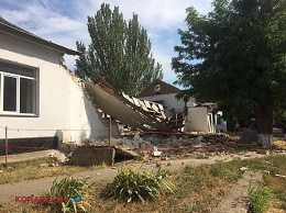 В николаевской вечерней школе рухнули крыша и стена в спортивном зале