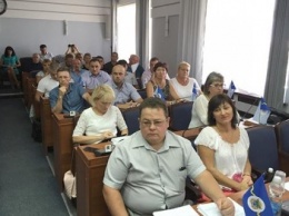 Депутаты горсовета Бердянска все же «протащили» решение о незаконном захвате прохода к морю