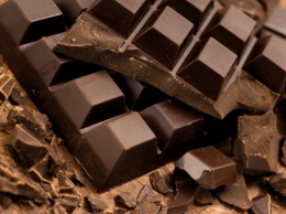 Ученые: Ежедневное употребление шоколада снижает риск смерти от инсульта