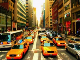 Согласно новому закону таксисты Нью-Йорка не обязаны знать английский язык