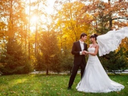 Планируем свадьбу на осень: благоприятные дни, секреты создания счастливой семьи