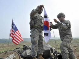 США и Южная Корея начали учения по нанесению ударов по КНДР