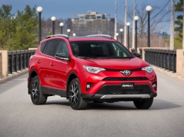 Toyota наладила в Петербурге производство кроссовра RAV4