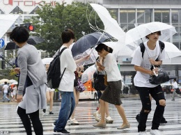 В Японии бушует тайфун: есть погибшие, десятки ранены