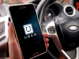 Uber разместил алкотестеры на визитках в баре Екатеринбурга для продвижения среди нетрезвых водителей