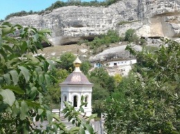 Свято-Успенский пещерный монастырь в Крыму (ФОТО)