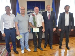 Чемпион и мировой рекордсмен Михаил Буланый получил денежное вознаграждение от руководства Полтавщины