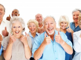 Ученые рассказали, почему старики живут счастливее молодого поколения
