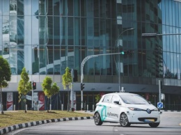 На улицах Сингапура появились первые беспилотные такси
