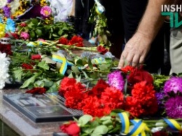 «Будь проклята эта война»: в Николаеве открыли Мемориальный комплекс погибшим воинам-десантникам