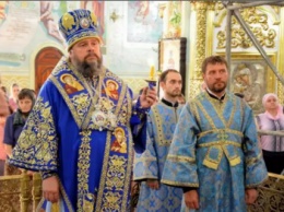 Православные криворожане празднуют Успение Пресвятой Богородицы (ФОТО)