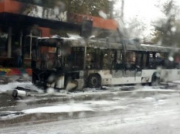 В Симферополе воспламенился троллейбус с пассажирами внутри