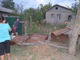 В Лощиновке Одесской области местные жители разгромили несколько домов ромов, - очевидец