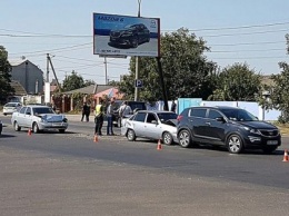 В Никоалеве на Богоявленском проспекте автомобили устроили ДТП "паровозиком"